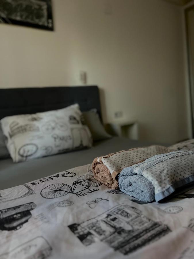 Cozy Apartment In The City Center Scopia Exterior foto